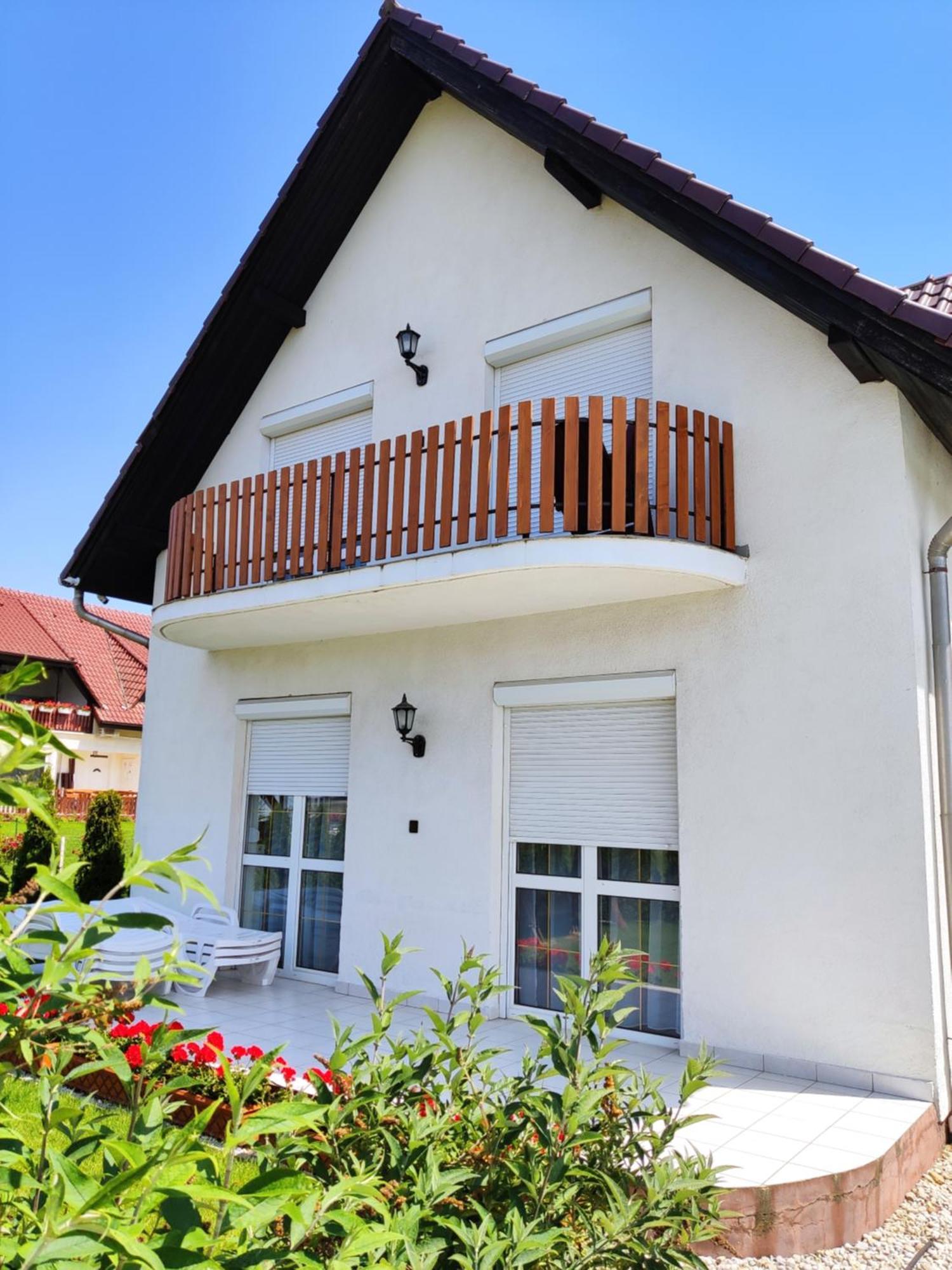 Havasi Vendeghaz Appartement Gyenesdiás Buitenkant foto