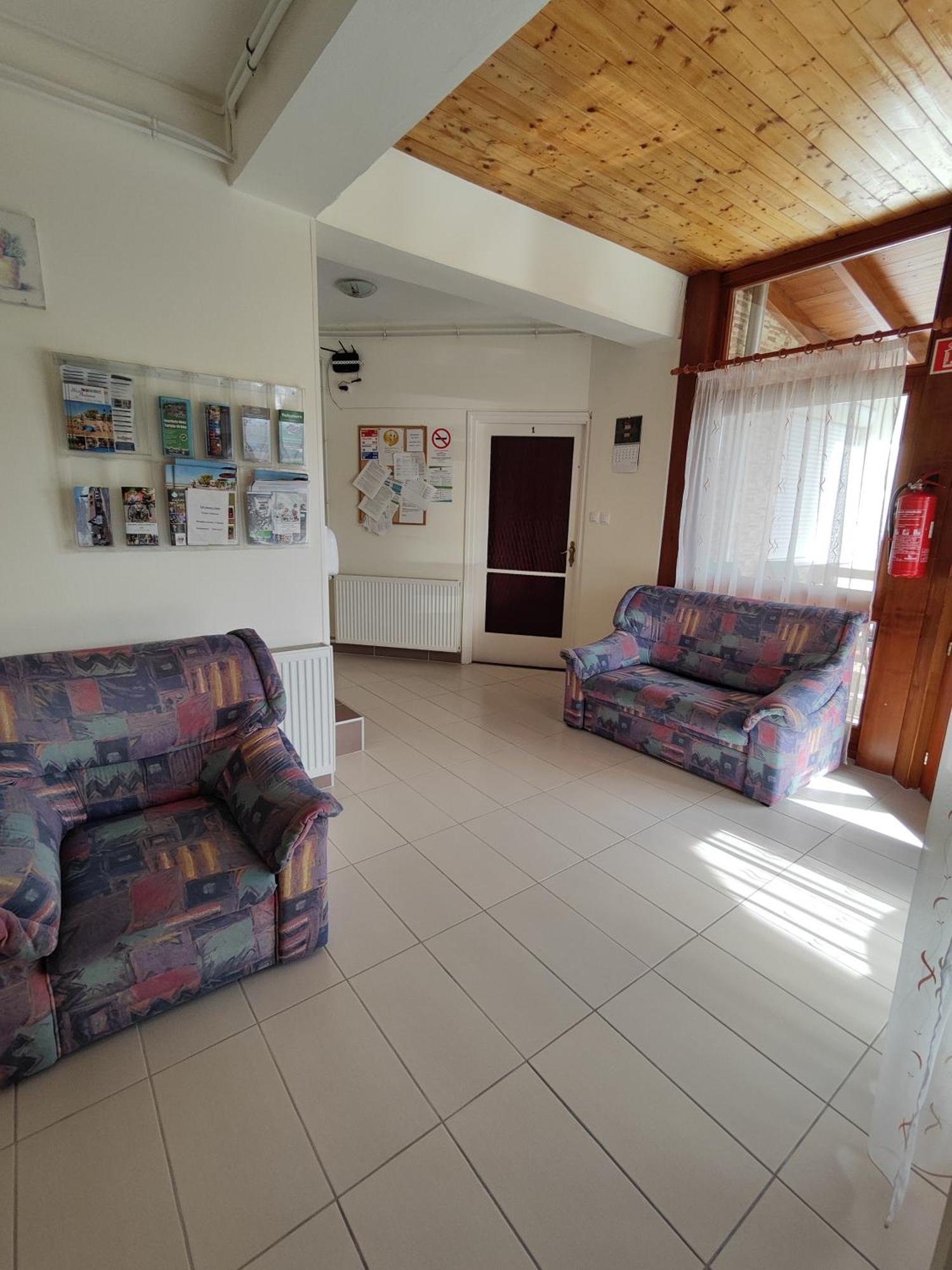 Havasi Vendeghaz Appartement Gyenesdiás Buitenkant foto