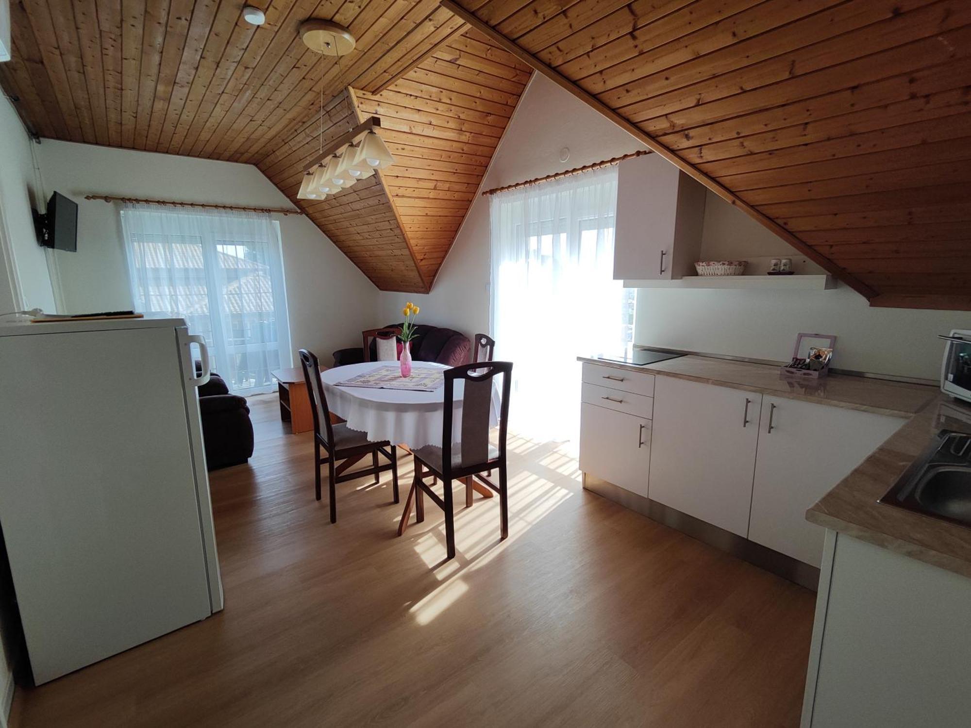 Havasi Vendeghaz Appartement Gyenesdiás Buitenkant foto
